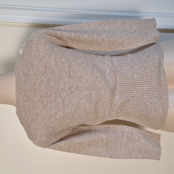 XOXO Beige Cardigan with Floral Accents Size Small - Picture 3 of 8